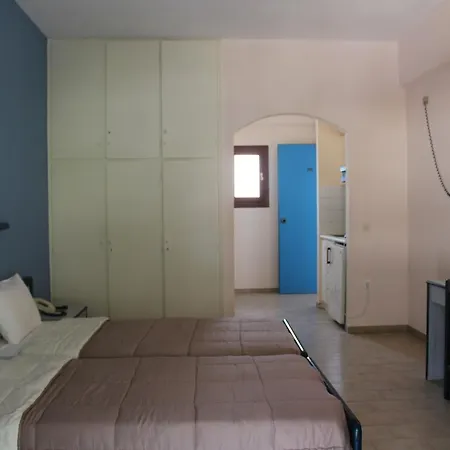 Lägenhetshotell Gorgona 3*