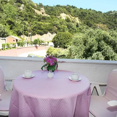 Aparthotel Glyfada Gorgona