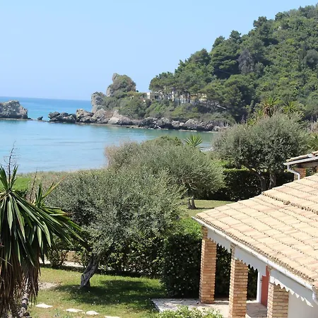 Glyfada Gorgona Aparthotel 3*