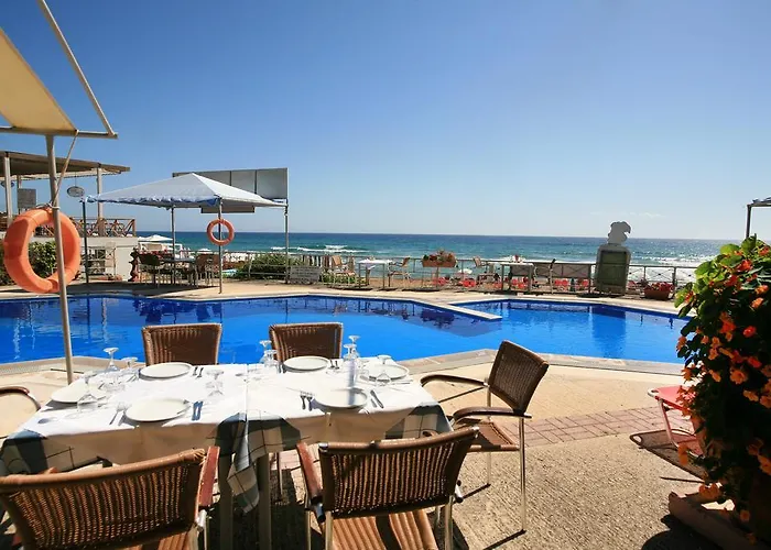Aparthotel Gorgona Glifada